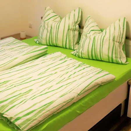 Appartement Naturferienhof Maerkisch Luch - Trapphahn Nennhausen